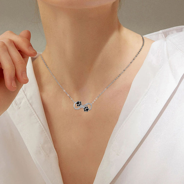 Collana con pendente simbolo dell'infinito con zirconi