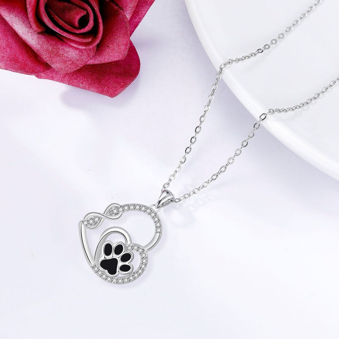 Collana con pendente a forma di doppia impronta di zampa d'amore infinito