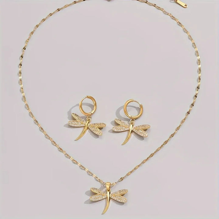 Collana con ciondolo a forma di libellula in oro con orecchini in omaggio