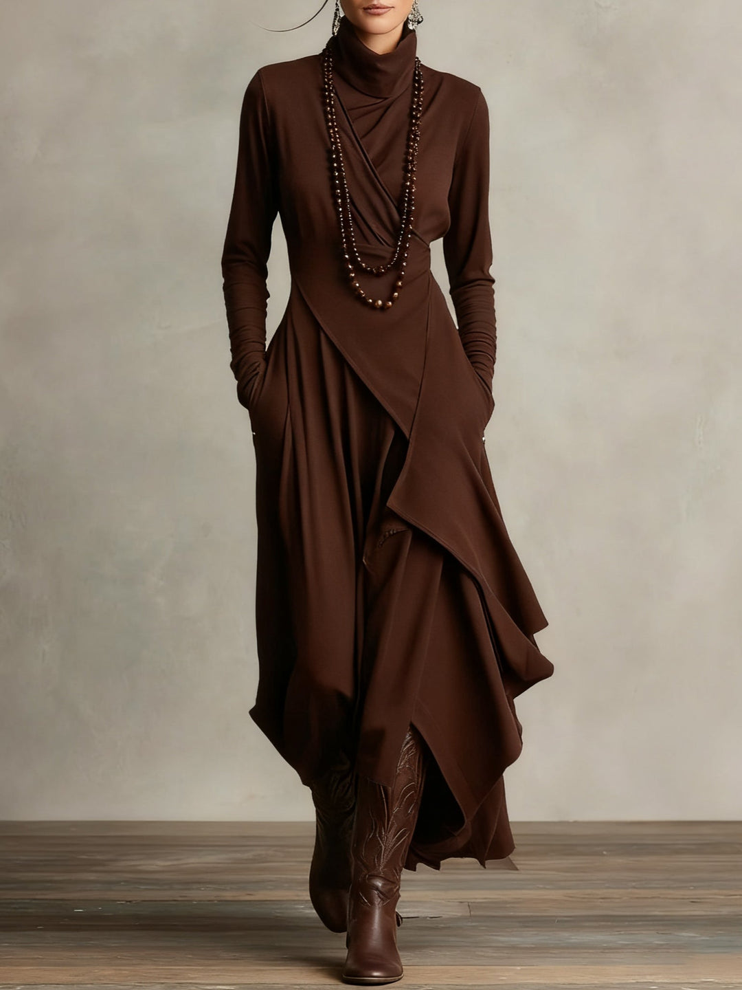 Giorgia – Abito Maxi Asimmetrico Viola a Collo Alto