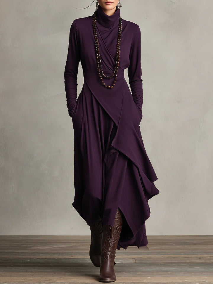 Giorgia – Abito Maxi Asimmetrico Viola a Collo Alto
